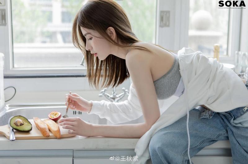 爱爱时阴dao干涩是为什么 哪些因素引起女性阴dao干涩 爱爱时阴dao干涩是为什么 哪些因素引起女性阴dao干涩