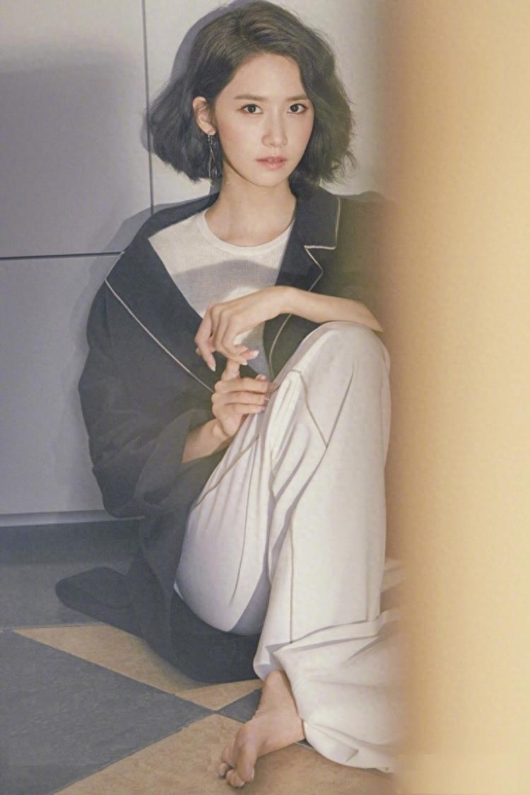 少女时代颜值担当的林允儿,真是个迷人的美少女