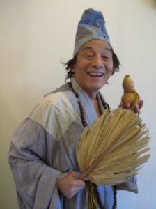 ​游本昌：52岁演济公，为拍戏赔光家产，76岁出家，人生比剧本精彩