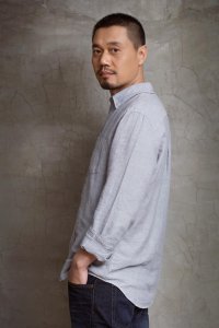 ​他承包了8月的影视反派，《摩天大楼》中被低估的宝藏演员焦刚