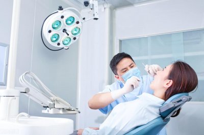 ​学牙医需要什么条件，毕业后收入怎么样？