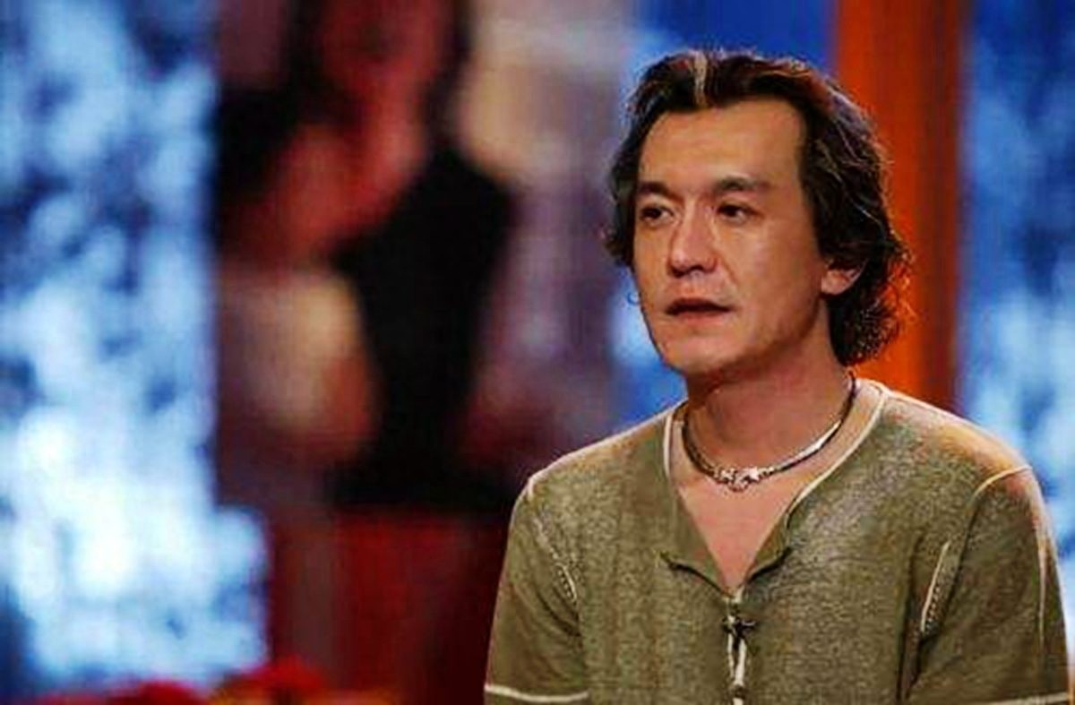 李咏妻子哈文改嫁没（李咏哈文的爱情故事）-