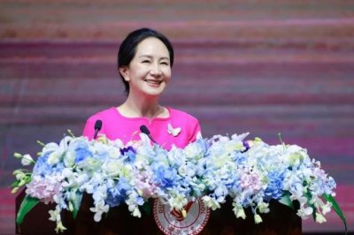 ​孟晚舟回母校演讲：读书万卷，咖啡千杯
