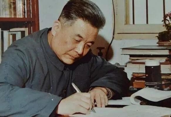 为国家富强而奋斗的杰出人物故事（为国家作出贡献的十大人物）-