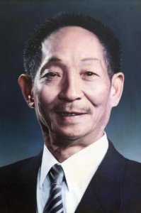 ​为国家富强而奋斗的杰出人物故事（为国家作出贡献的十大人物）