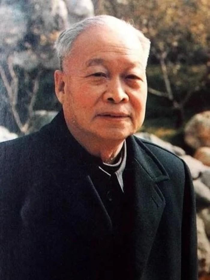 为国家富强而奋斗的杰出人物故事（为国家作出贡献的十大人物）-