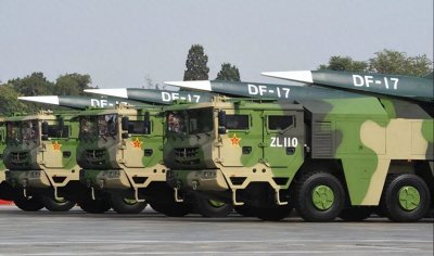 ​东风17高超音速导弹有多强？为何他国无法拦截？关键在钱学森弹道