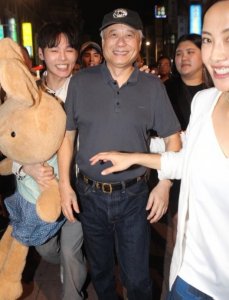 ​扶不起的金马！李安返台被问金马奖支吾逃避，台影人乱作一锅粥
