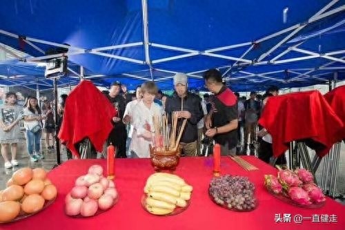都市家庭轻喜剧——《暖暖的幸福》