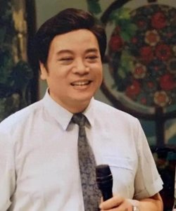 ​赵忠祥：传奇主持人的人生轨迹与争议