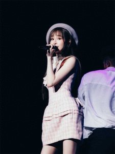 王心凌2023巡演成都站收官,黄小蕾吴谨言助阵共跳《爱你》