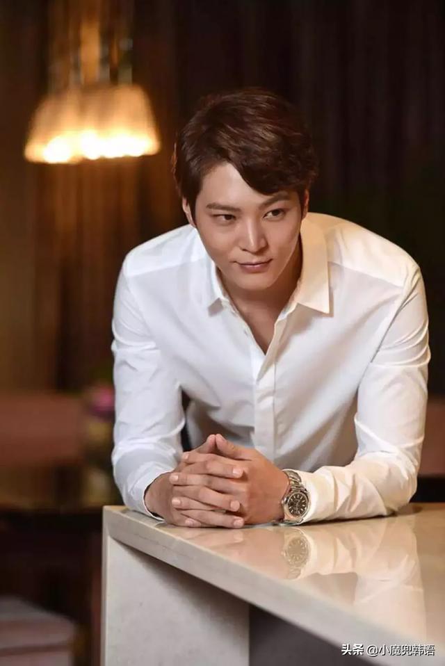 前几天突然火起来的韩国男歌手（会演还会唱盘点８位唱功超強的韩国男演员）(8)