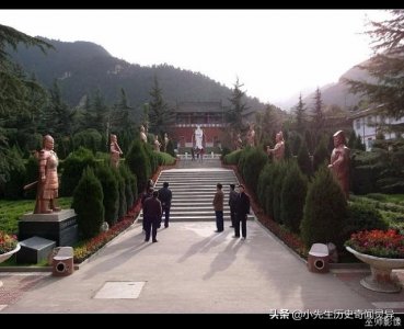 ​武庙十哲，六十四将，以姜子牙为首，孙膑周亚夫等却排不进前十