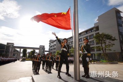 ​博师高级中学3600多学子新校区开启求学路