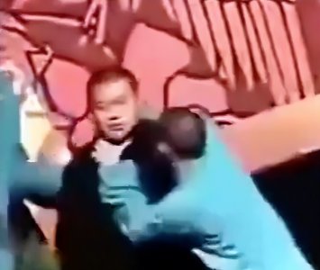 ​曹云金：当众对岳云鹏大打出手，自称想回德云社，炫富却碰瓷老郭