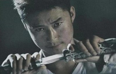 ​吴京的新片通过备案