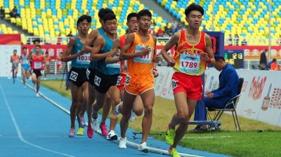 ​德州运动员李勇杰夺得省运会男子5000米决赛银牌