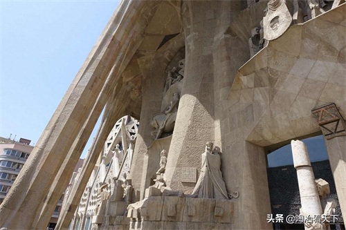 这个“违章”达137年的建筑,既是西班牙国宝,也是全世界的遗产
