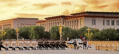 ​中国三军仪仗队是什么兵种？平均身高188厘米，迎风40秒不眨眼