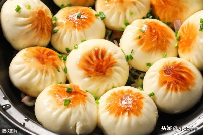 厨师长教你在家如何做生煎包，味道一点不比在外面买的差