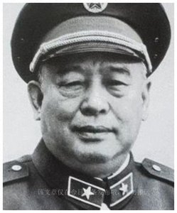 ​他是叶剑英的亲家，指挥建设了大庆油田，1975年担任副总理