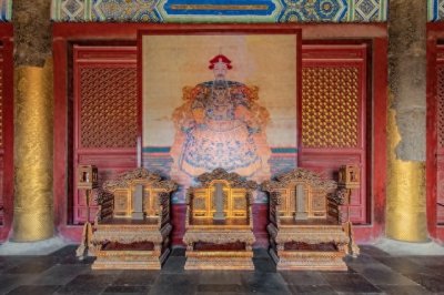 ​一位伟大帝王的传奇与成就——康熙帝