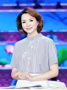 ​董卿推荐的6本书，提升人生成就与智慧，读完让你不简单！