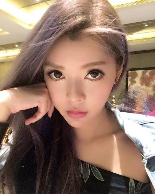 她是《康熙来了》的熟面孔，男友一个比一个有钱，如今嫁亿万富豪