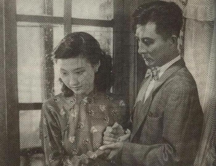 ▲赵丹与黄宗英在《幸福狂想曲》中。