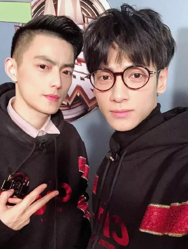 “农村霍建华”走红,坐拥680万粉丝,看到真实身高:上天很公平