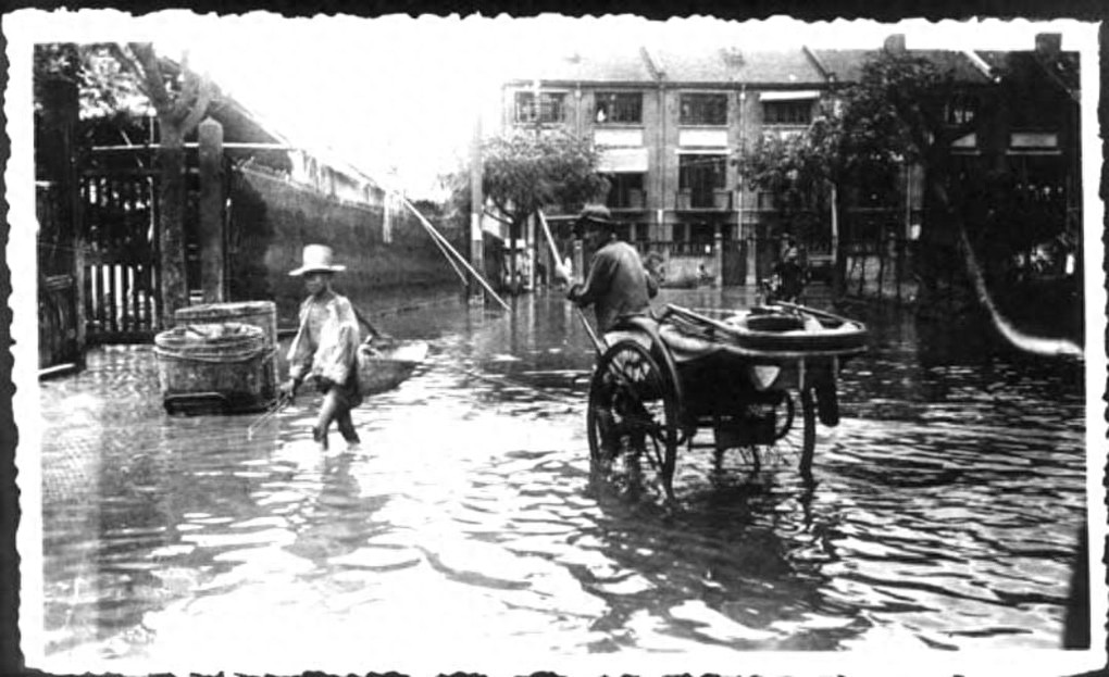 中国珍贵历史老照片旧照片4上海法租界,图十为中日八一四空战后
