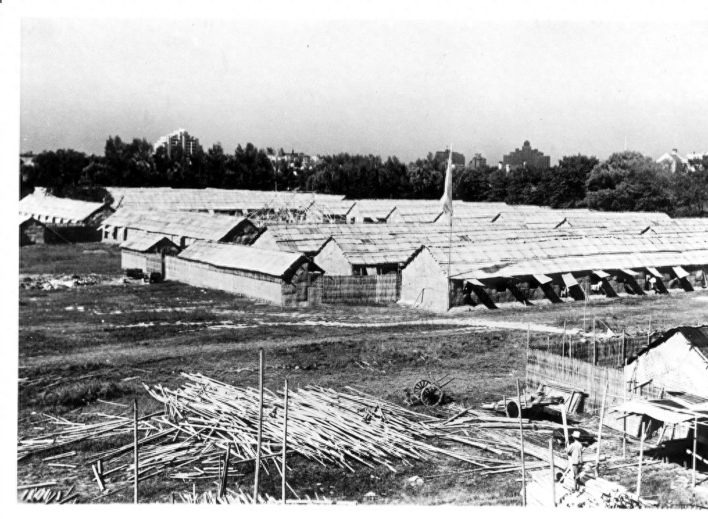 中国珍贵历史老照片旧照片4上海法租界,图十为中日八一四空战后