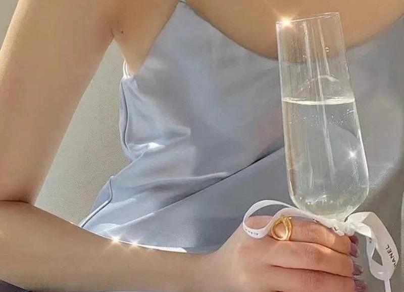 1、 开心的方法，如何让爱情更甜蜜？