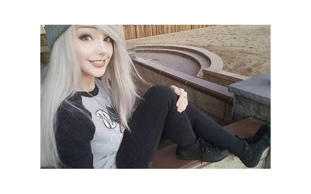 女朋友emo时，如何让她从消极情绪中走出来？