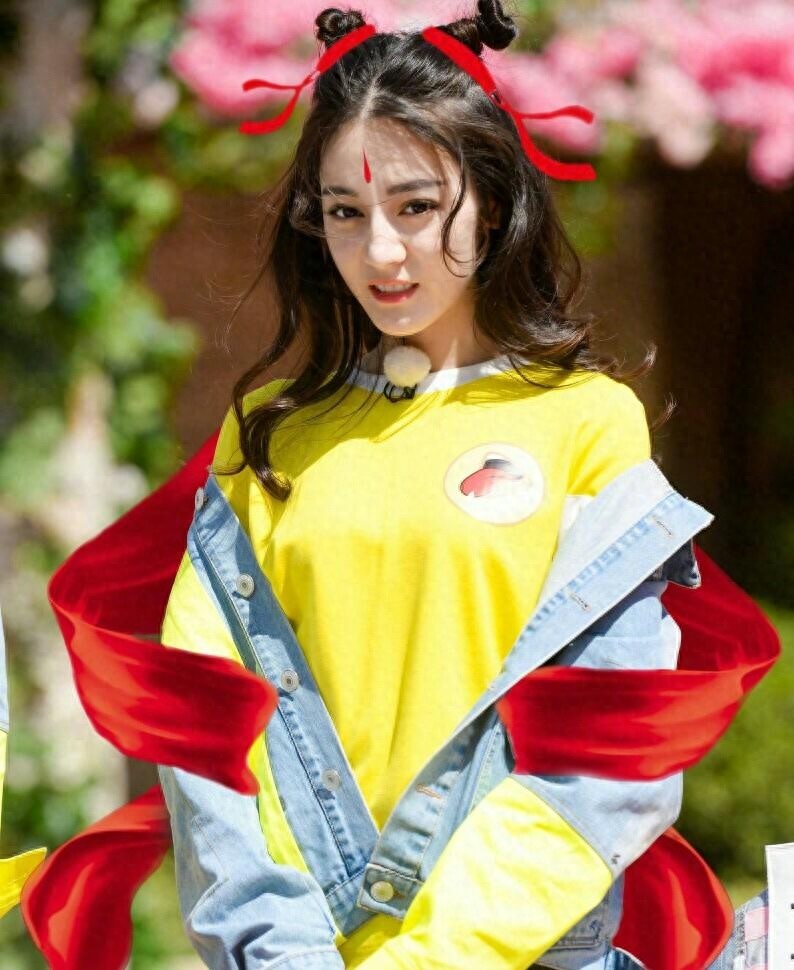 《奔跑吧》成员迪丽热巴美图欣赏,每一张都可以当作壁纸