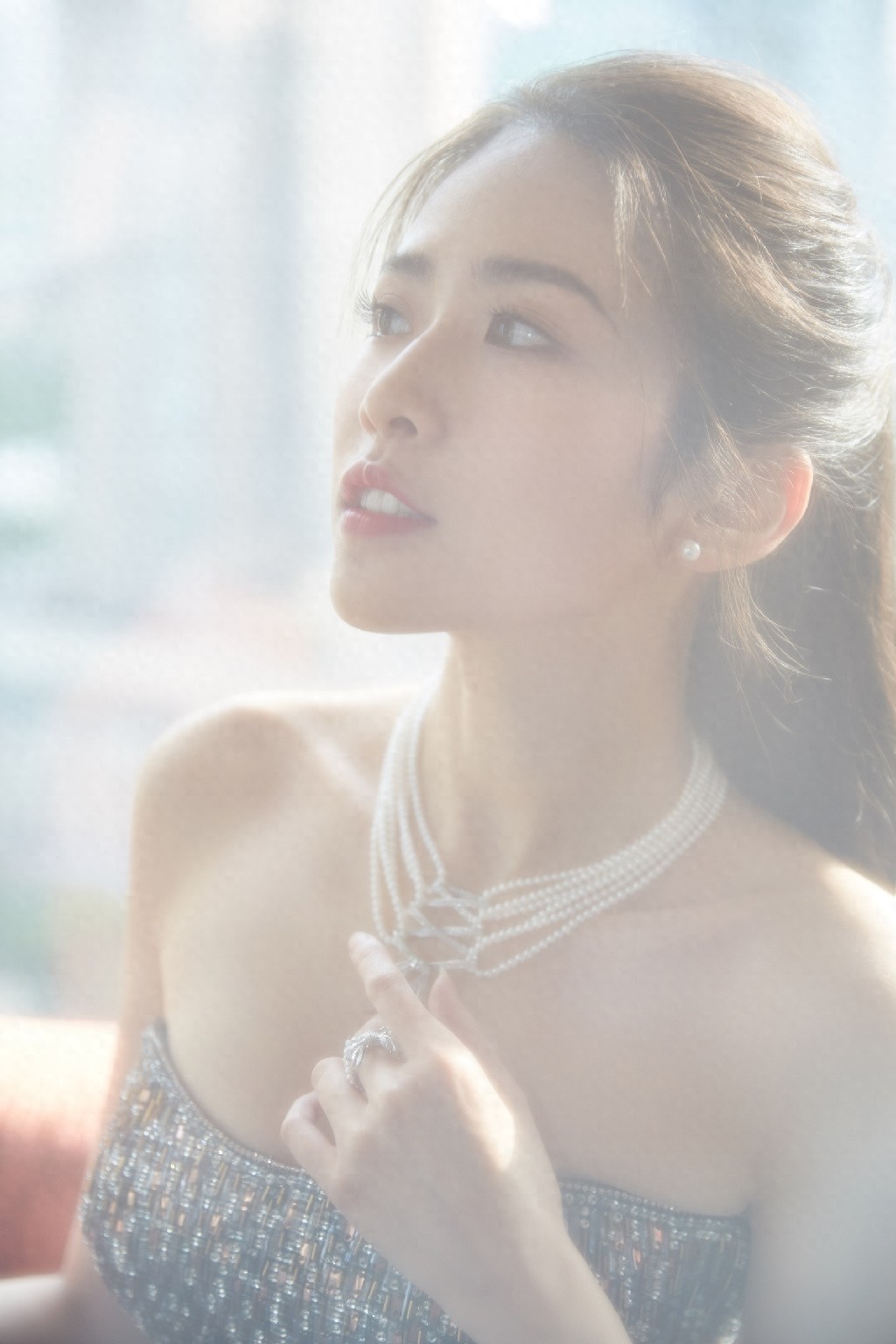 刘美彤 甜美仙气写真,这样的小姐姐竟然是《庆余年》的女帝