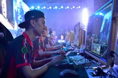 ​小说：千丈触手，可想其身躯何等巨大...这就是虫族利维坦