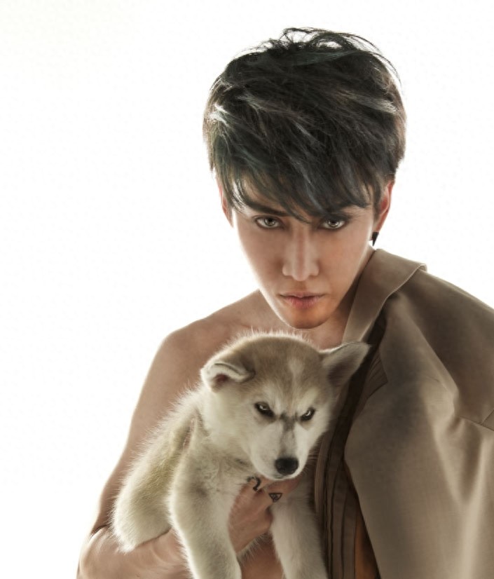 泰国帅哥“Mike”-一个集才华与魅力于一身的超酷帅哥!