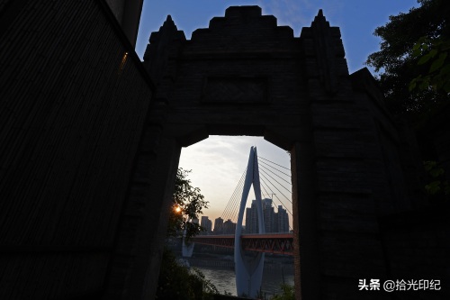 漫步南滨路，发现最美的重庆