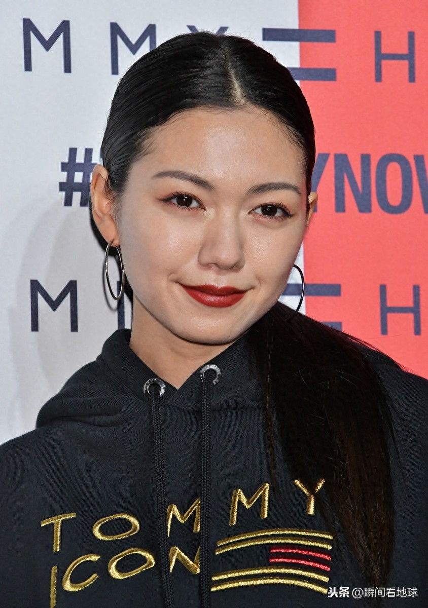 二阶堂富美 过膝长靴 真是好看漂亮了