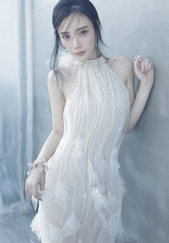 李小璐:一个巨星的陨落,一代女神跌落神坛