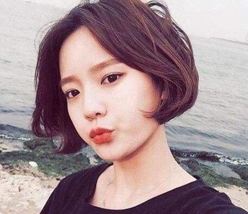 中分短发烫发韩范图片,全是韩国小姐姐大爱款