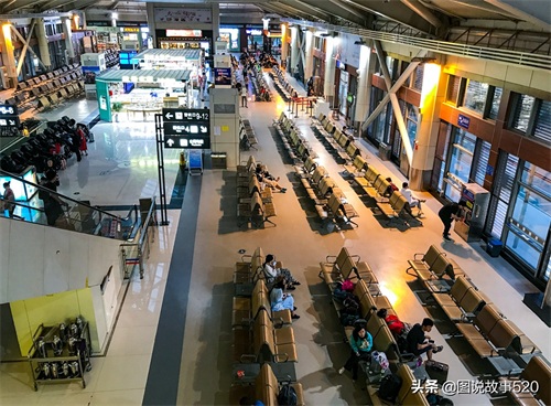 因一座古城而兴的云南机场，年吞吐量达717万，少有人知道它全名